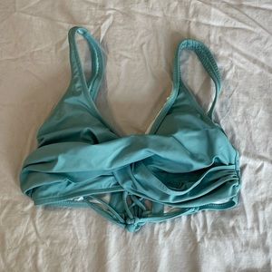 Venus Lovely Lift Wrap Bikini Top